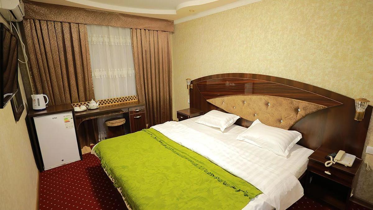 Hotel Reikartz Surxon Termez Esterno foto