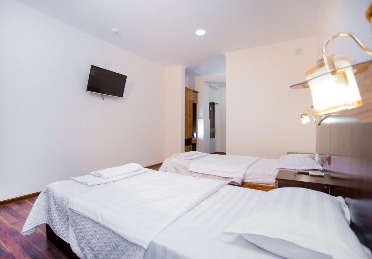 Hotel Reikartz Surxon Termez Esterno foto