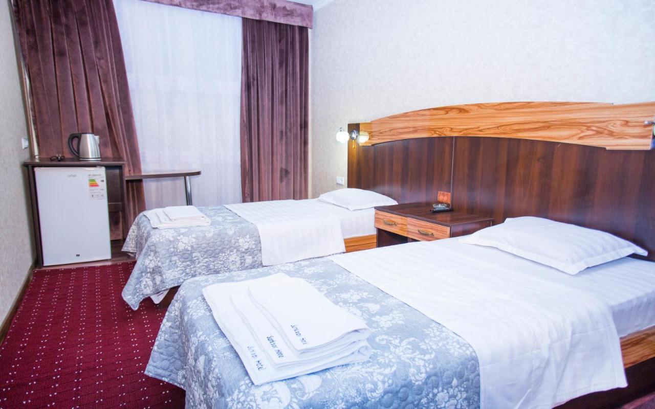 Hotel Reikartz Surxon Termez Esterno foto