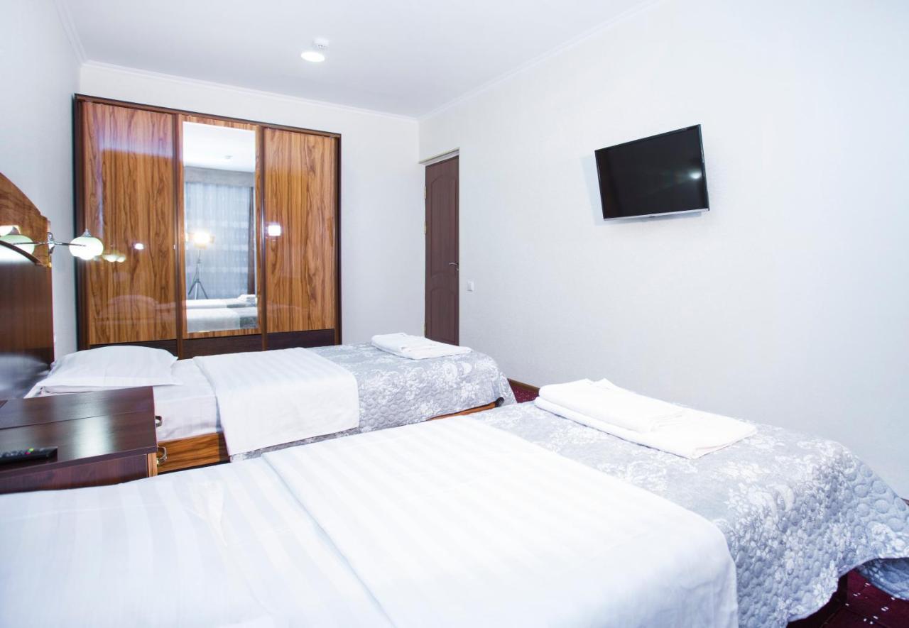 Hotel Reikartz Surxon Termez Esterno foto