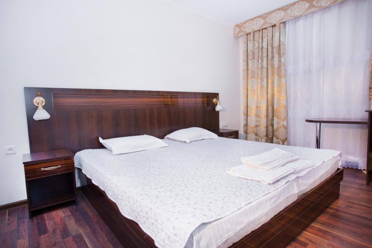Hotel Reikartz Surxon Termez Esterno foto
